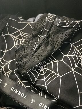 Spiderweb sleep shorts set